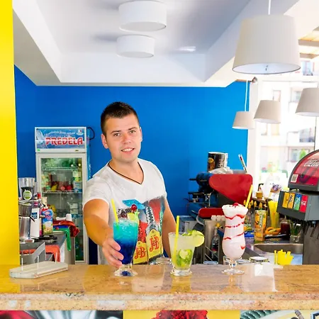 アパートホテル Tsb Sunny Victory 3*